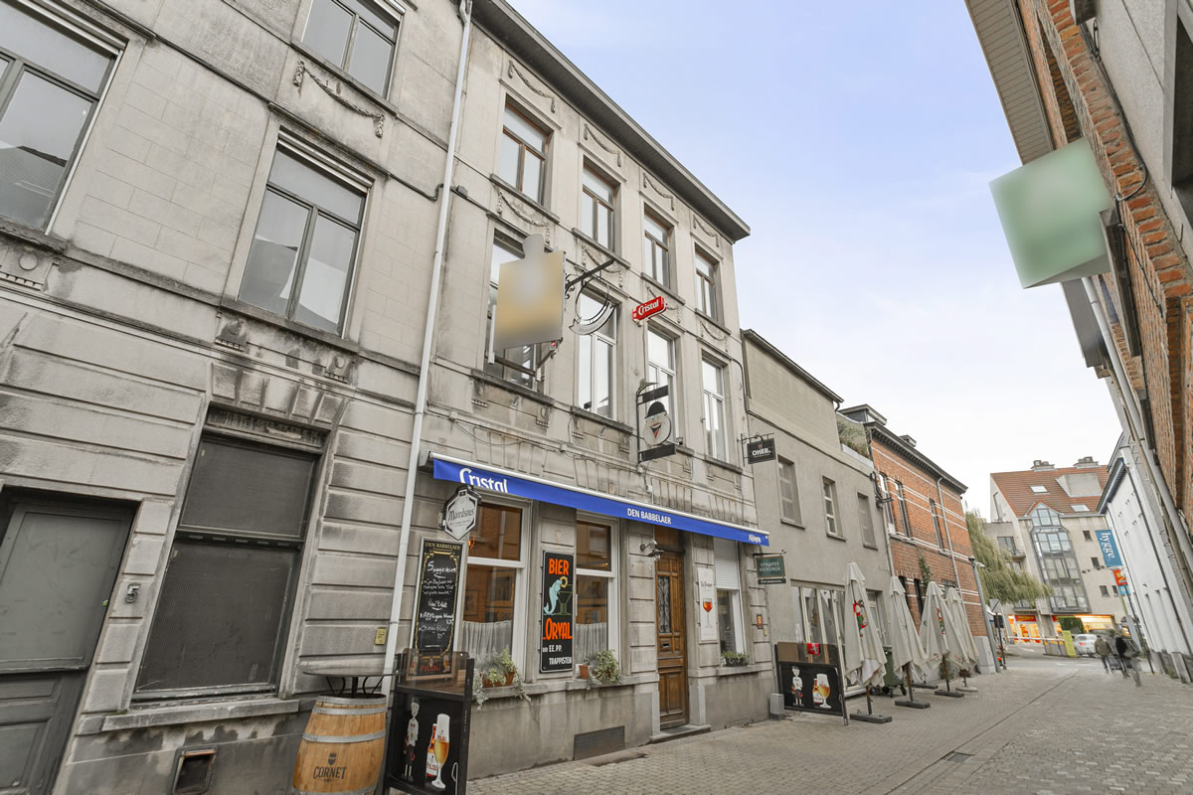 Commercieel Verkocht Aalst - Karaktervol handelspand in het historische hart van de stad