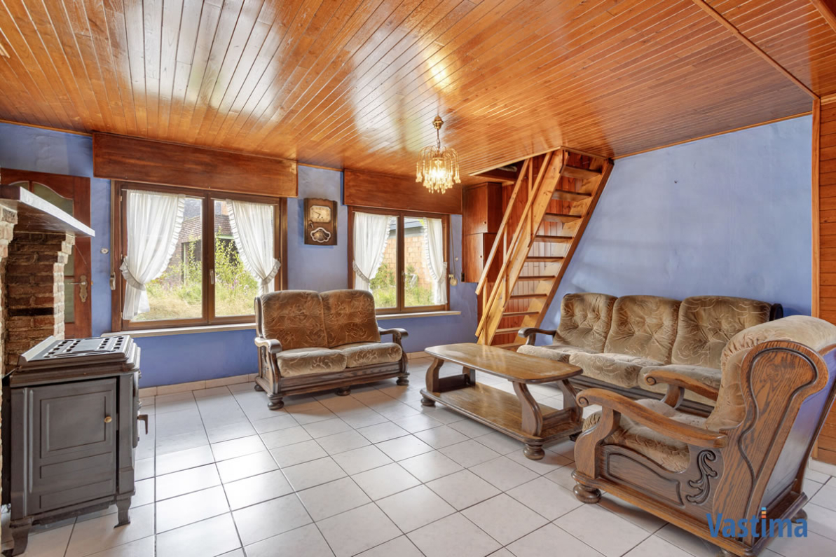 Immo Vastima - Huis Verkocht Moorsel - Te renoveren hoevetje met ruime garage in groen omgeving