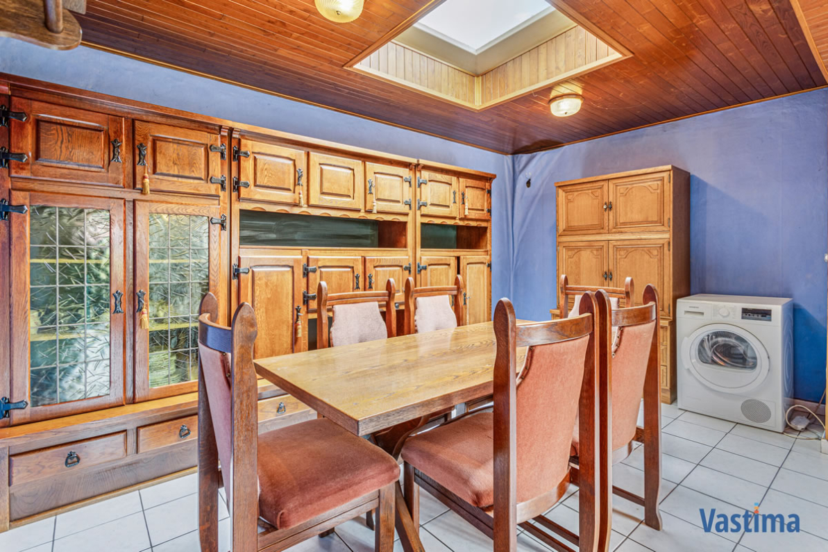 Immo Vastima - Huis Verkocht Moorsel - Te renoveren hoevetje met ruime garage in groen omgeving