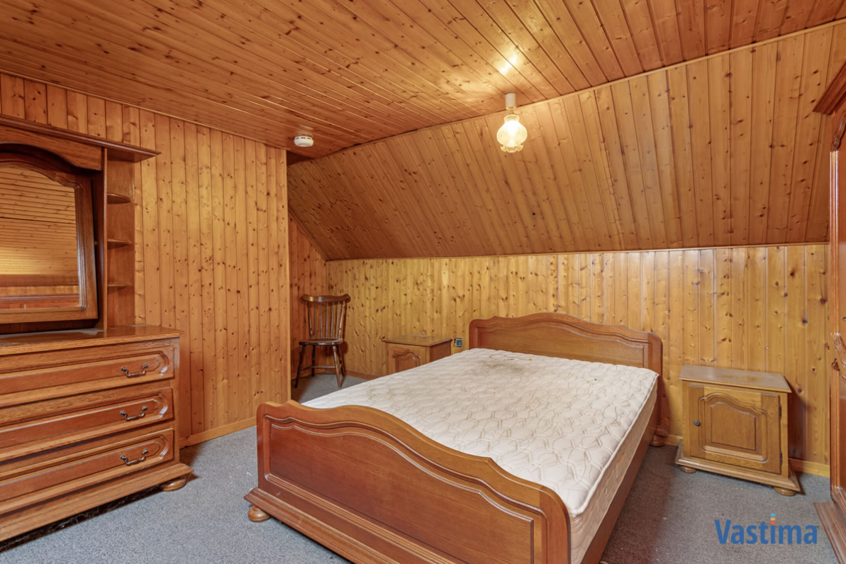 Immo Vastima - Huis Verkocht Moorsel - Te renoveren hoevetje met ruime garage in groen omgeving