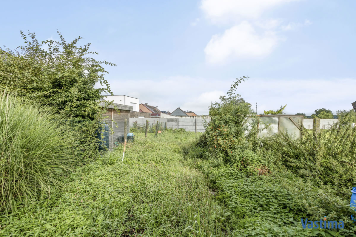 Immo Vastima - Huis Verkocht Moorsel - Te renoveren hoevetje met ruime garage in groen omgeving