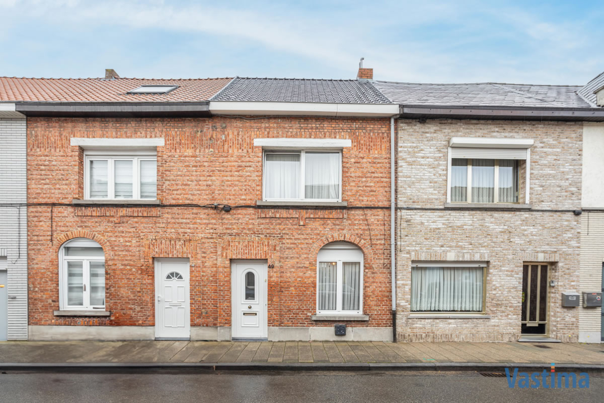 Immo Vastima - Huis Verkocht Aalst - Gerenoveerde stadswoning met 2 à 3 slaapkamers en stadstuintje