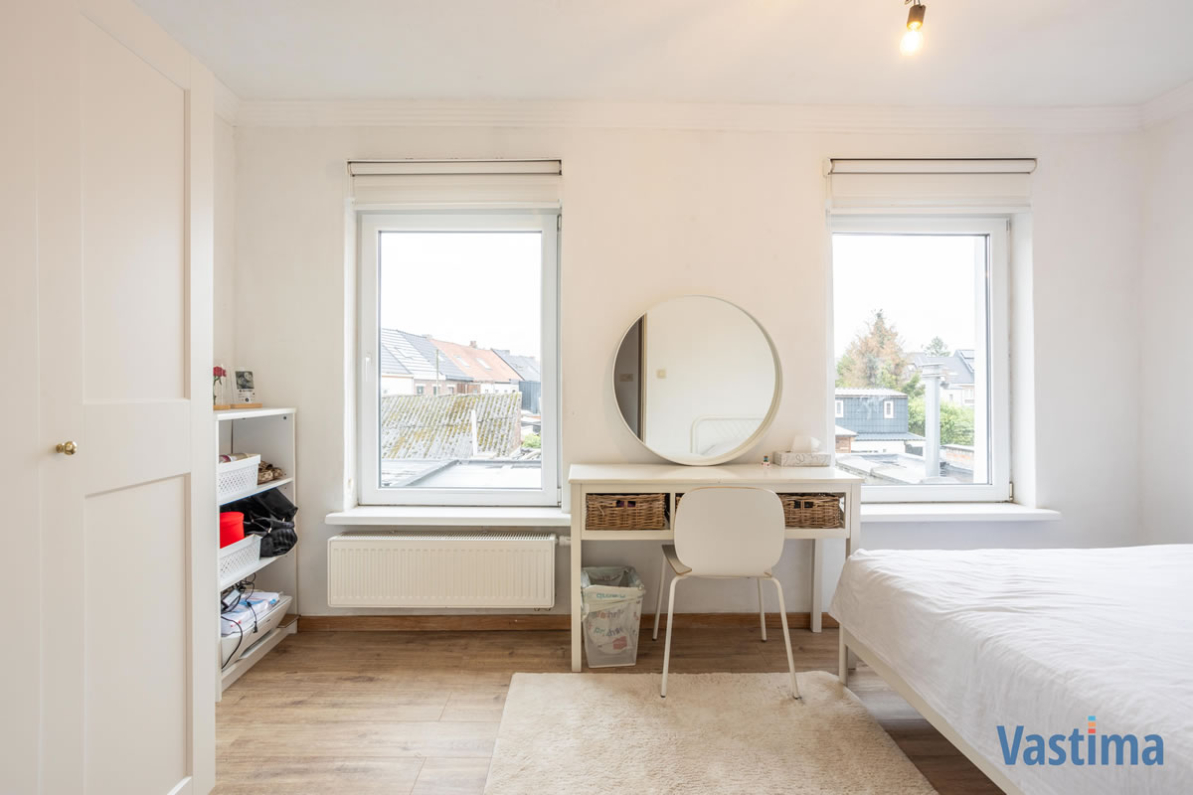 Immo Vastima - Huis Verkocht Aalst - Gerenoveerde stadswoning met 2 à 3 slaapkamers en stadstuintje