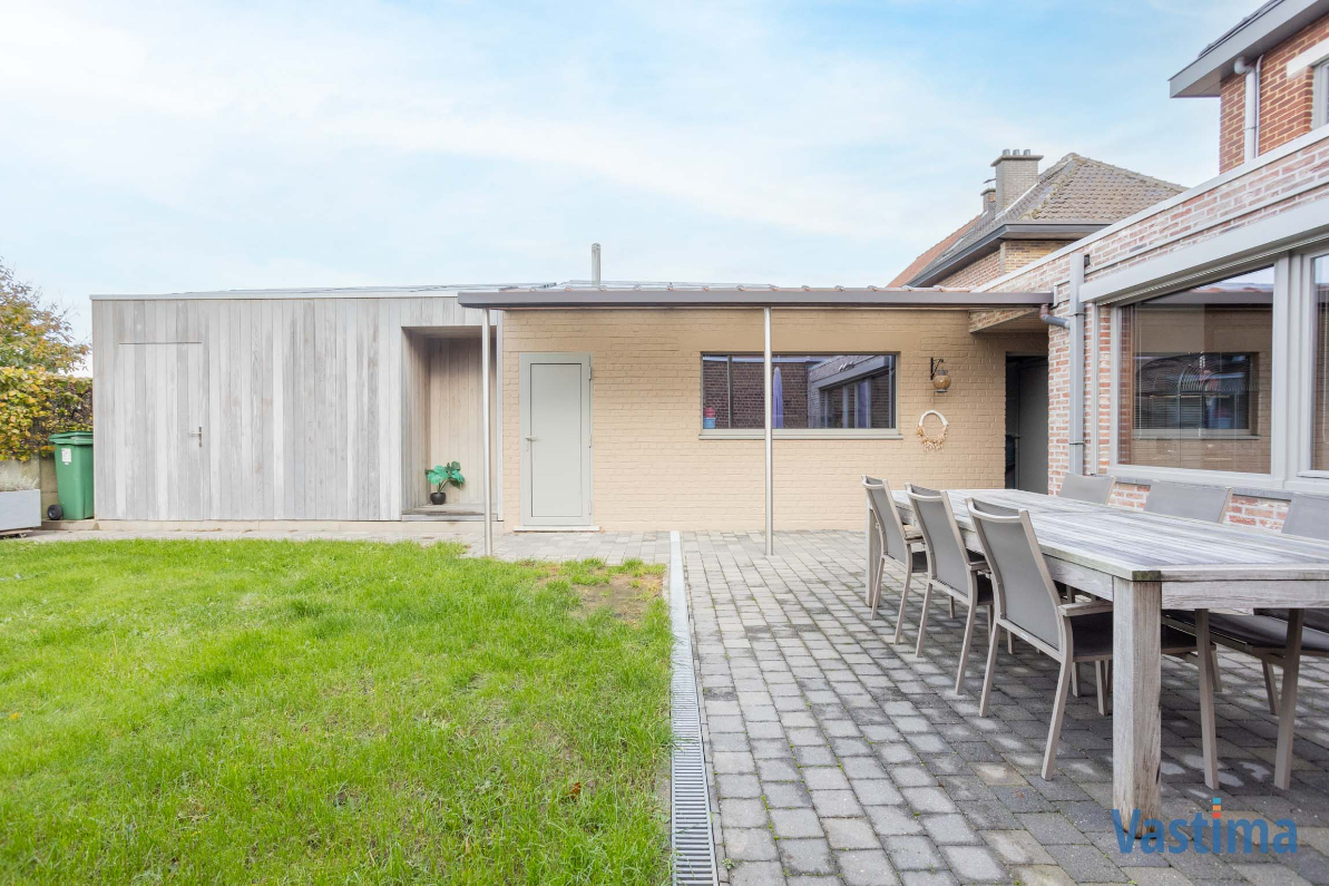 Immo Vastima - Huis Verkocht Erembodegem - Instapklare gezinswoning met tuin, garage en zonnepanelen