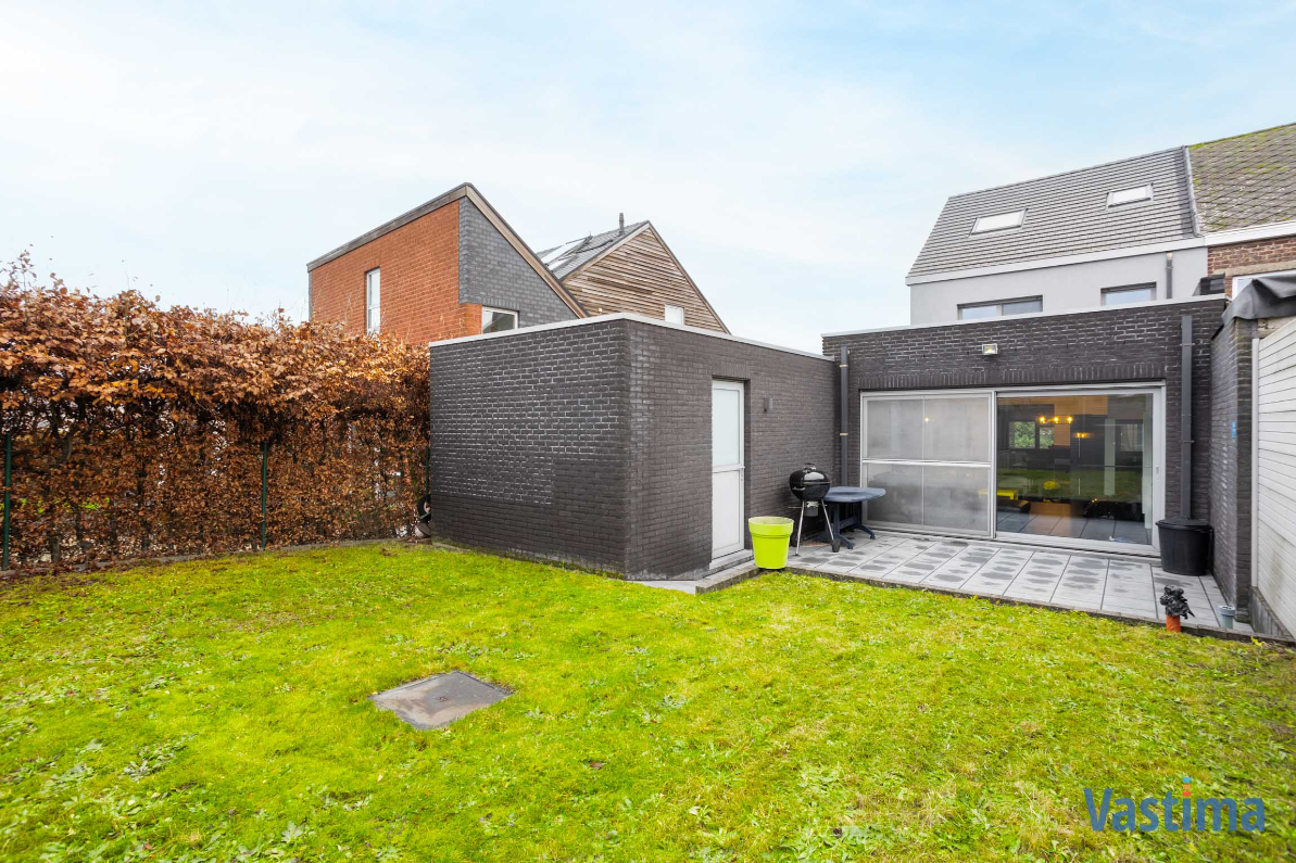 Immo Vastima - Huis Verkocht Affligem - Totaal gerenoveerde woning met tuin en garage