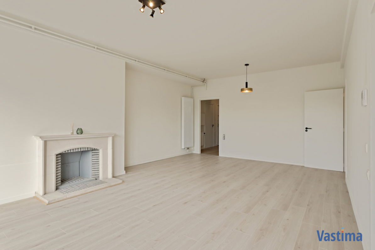 Immo Vastima - Appartement Te koop Aalst - Knap gerenoveerd appartement met staanplaats in centrum Aalst