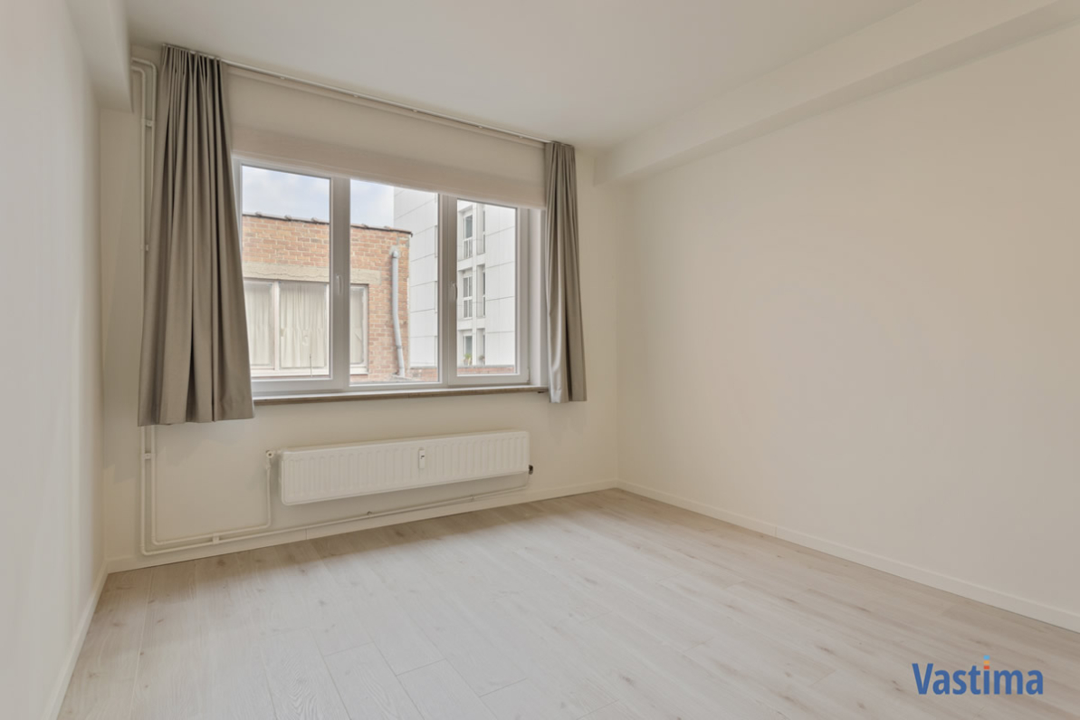 Immo Vastima - Appartement Te koop Aalst - Knap gerenoveerd appartement met staanplaats in centrum Aalst