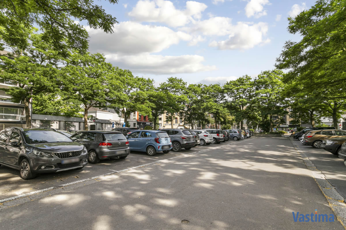 Immo Vastima - Appartement Te koop Aalst - Knap gerenoveerd appartement met staanplaats in centrum Aalst