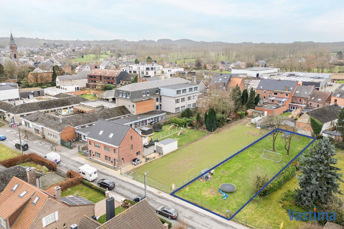 Immo Vastima - Grond Te koop Denderwindeke - Zuidwest georiënteerde bouwgrond in éénrichtingsstraat