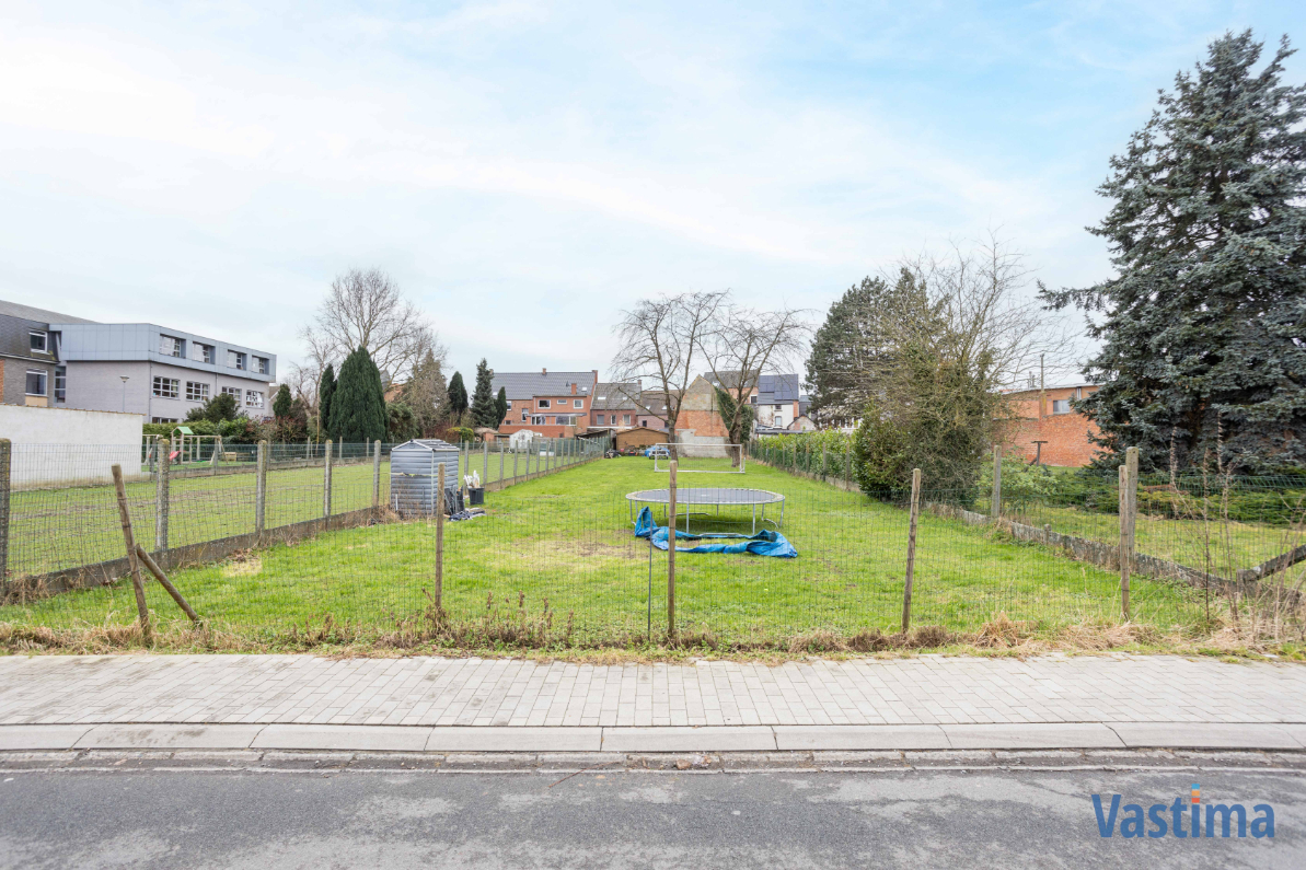 Immo Vastima - Grond Te koop Denderwindeke - Zuidwest georiënteerde bouwgrond in éénrichtingsstraat