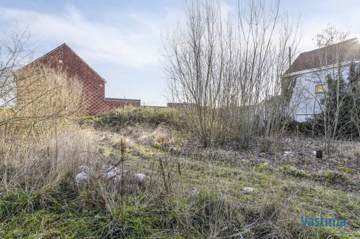 Immo Vastima - Grond Te koop Affligem - Ruime bouwgrond in centrum Teralfene