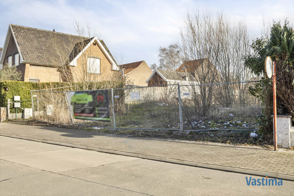 Immo Vastima - Grond Te koop Affligem - Ruime bouwgrond in centrum Teralfene