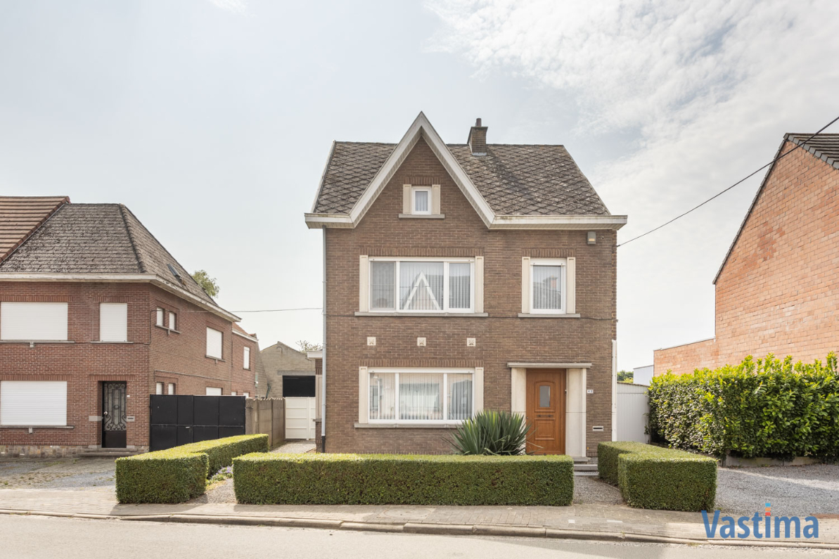 Immo Vastima - Huis Verkocht Erondegem - Ruime gezinswoning met EPC label D