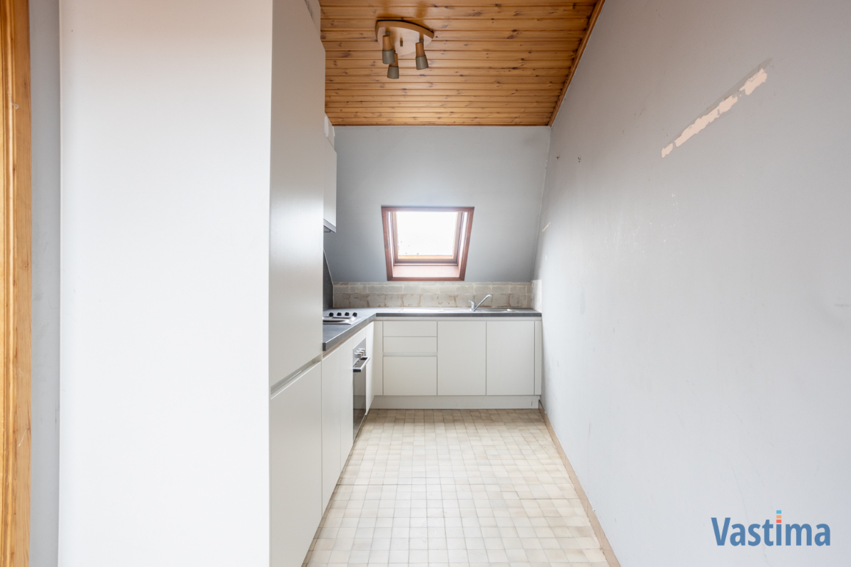 Immo Vastima - Appartement Te koop Aalst - Op te frissen dakappartement met loft allures