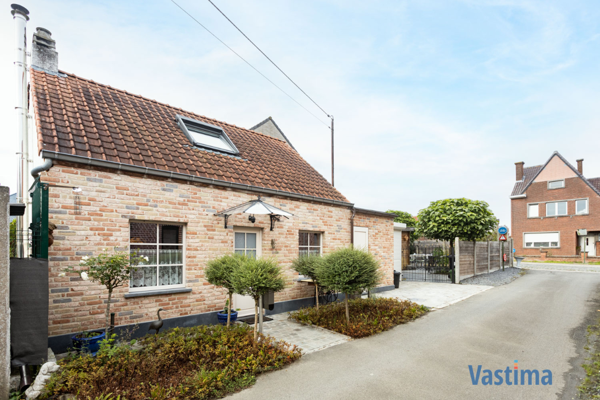 Immo Vastima - Huis Verkocht Meldert - Compacte vernieuwde woning met terras in doodlopende straat