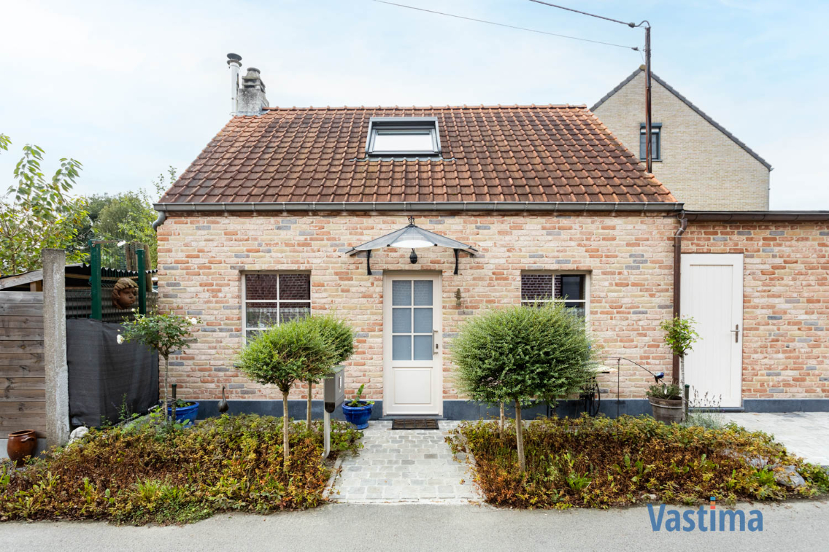 Immo Vastima - Huis Te koop Meldert - Compacte vernieuwde woning met terras in doodlopende straat