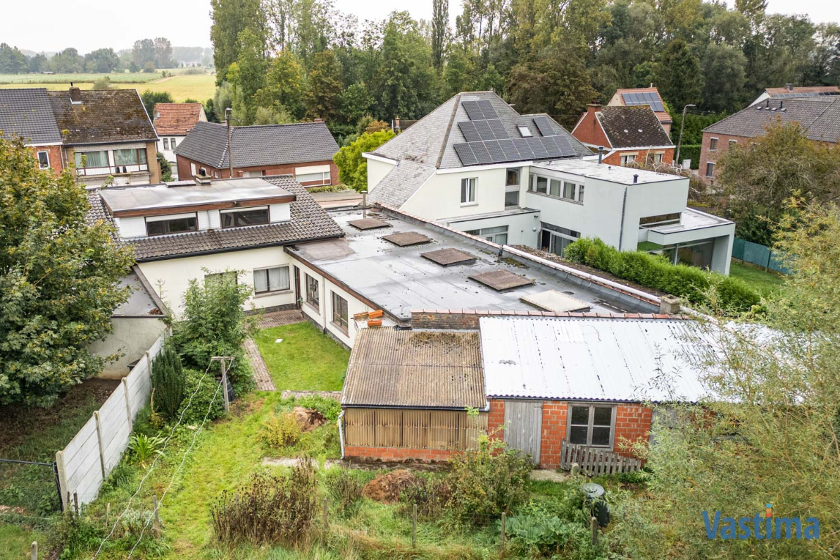 Immo Vastima - Huis Te koop Denderhoutem - Gezinswoning met grote loods op een prachtig perceel