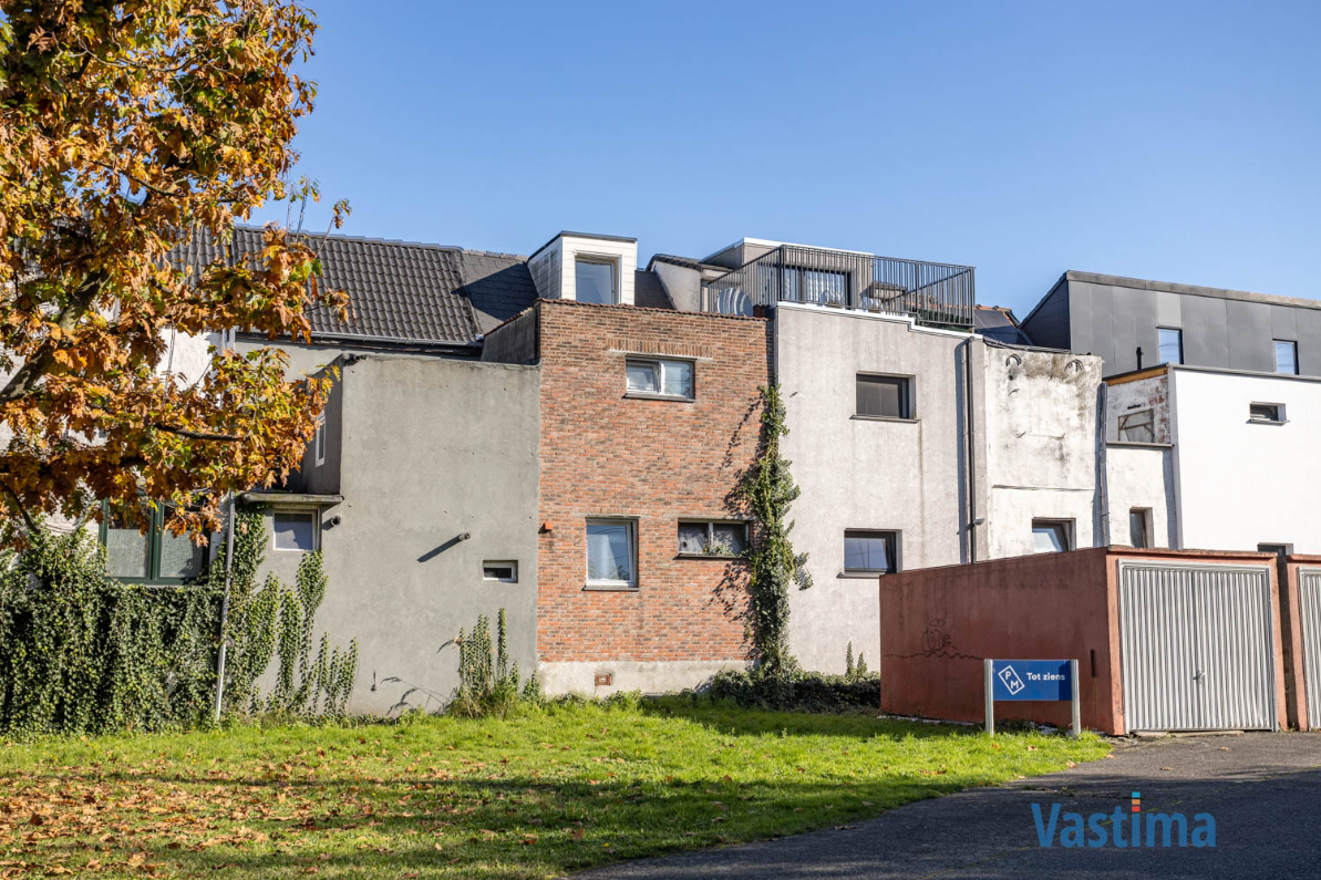 Immo Vastima - Huis Te koop Aalst - Gerenoveerde stadswoning vlakbij centrum Aalst