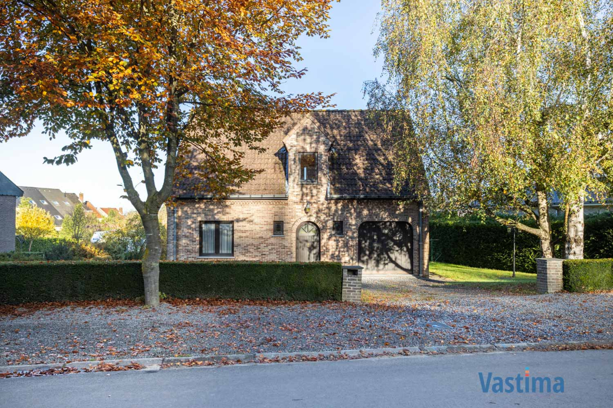 Immo Vastima - Huis Te koop Halle - Op te frissen gezinswoning in groene omgeving