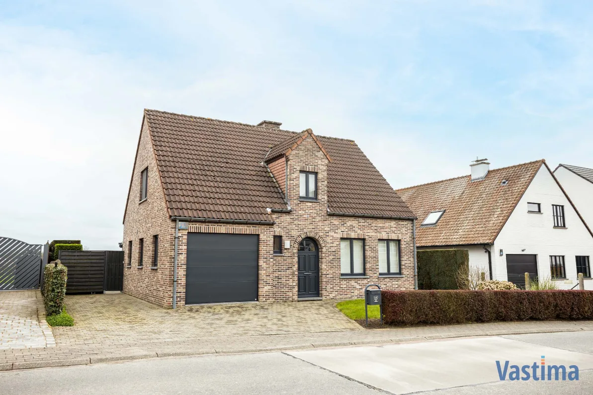 Immo Vastima - Huis Verkocht Affligem - Stijlvolle alleenstaande gezinswoning met prachtige tuin