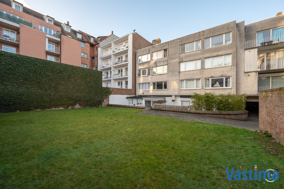 Immo Vastima - Appartement Te koop Knokke - Instapklare bemeubelde studio nabij het strand