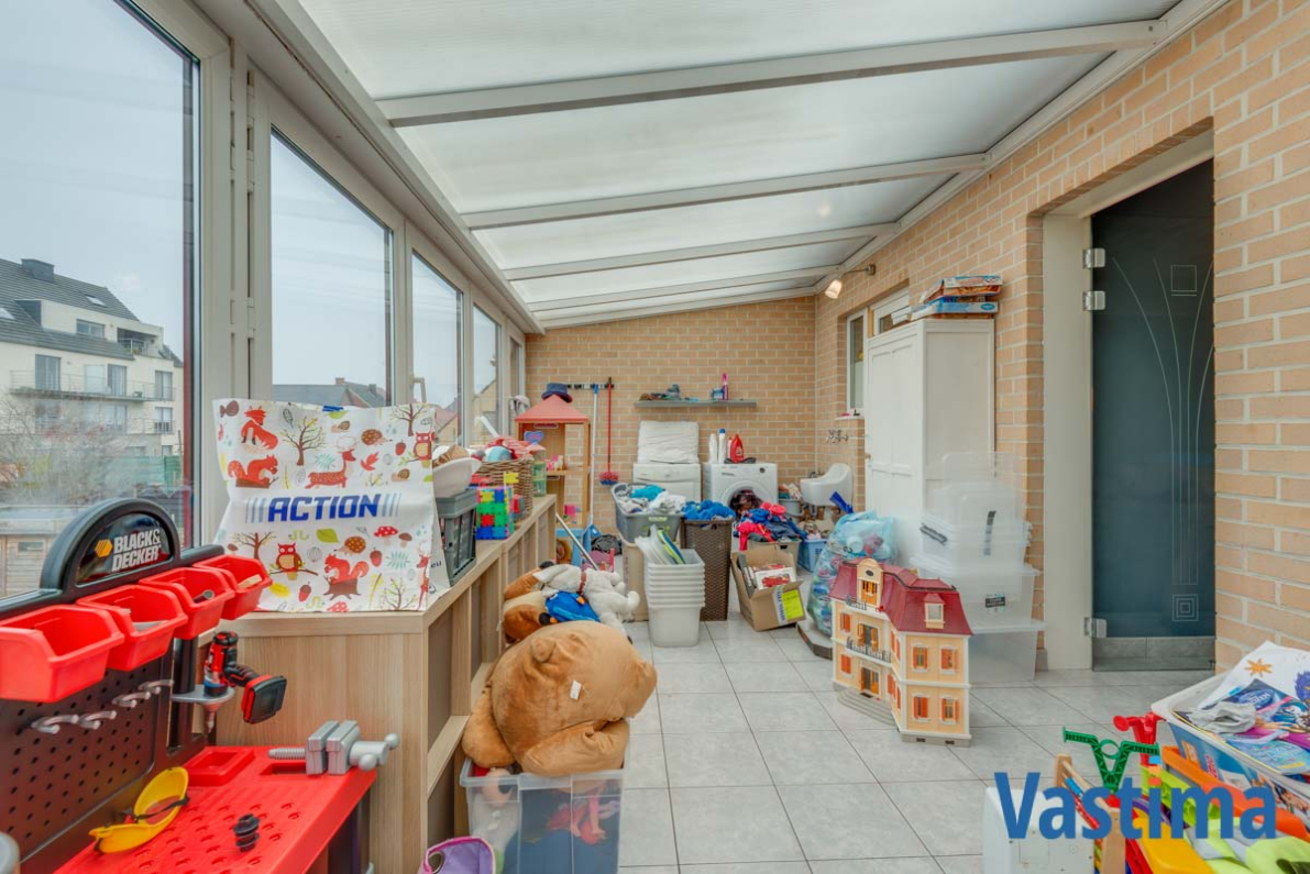 Immo Vastima - Appartement Verhuurd Heldergem - Riant duplex appartement in centrum Heldergem