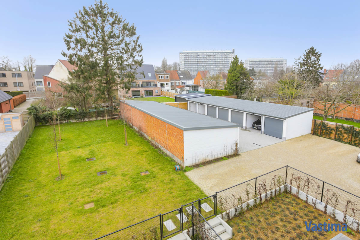 Immo Vastima - Appartement Verhuurd Aalst - Nieuwbouwappartement met 2 slaapkamers, terras, lift en garage