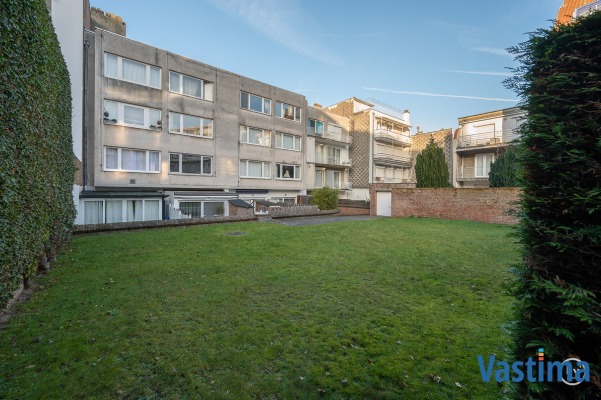 Immo Vastima - Appartement Te koop Knokke - Instapklare bemeubelde studio nabij het strand