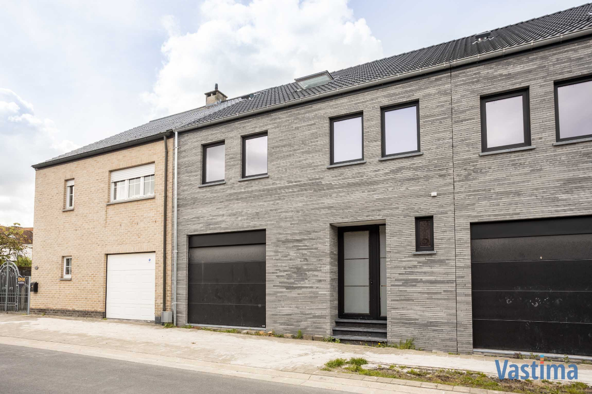 Immo Vastima - Huis Te koop Denderleeuw - Nieuwbouw gesloten woning met 3 slaapkamers, garage en tuin