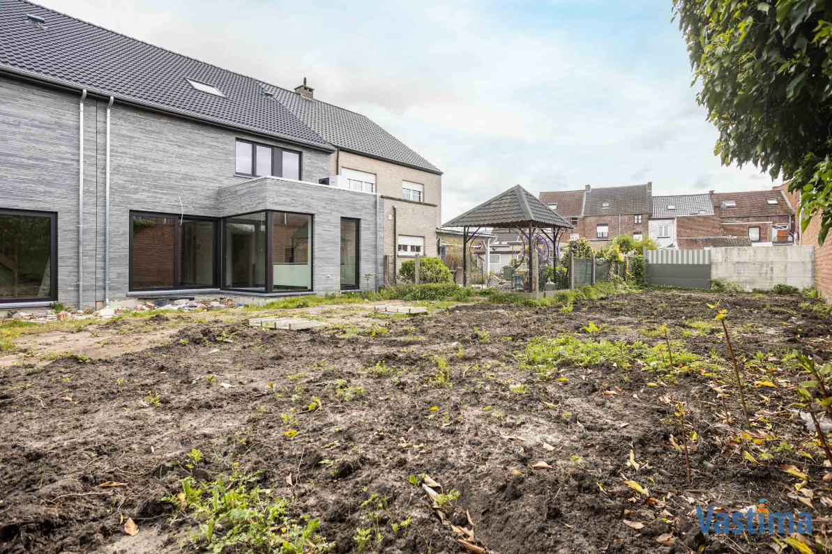 Immo Vastima - Huis Te koop Denderleeuw - Nieuwbouw gesloten woning met 3 slaapkamers, garage en tuin