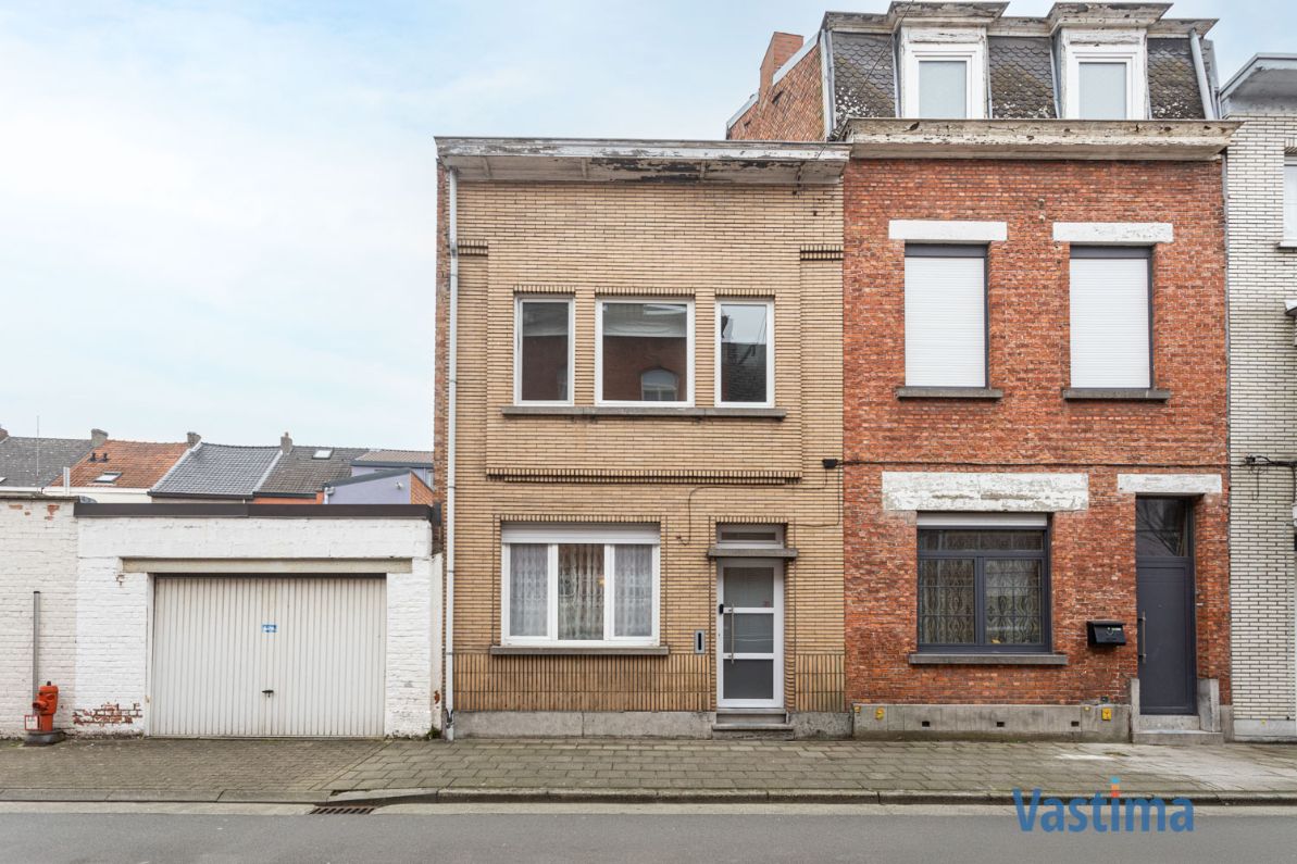 Immo Vastima - Huis Te koop Aalst - Lichtrijke stadswoning met 3 slaapkamers in rustige straat