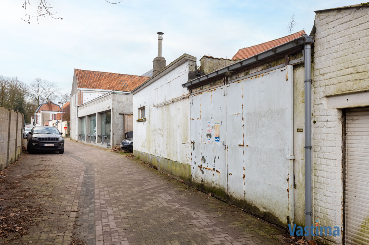 Immo Vastima - Huis Te koop Asse - Ruim renovatieproject met eindeloos potentieel