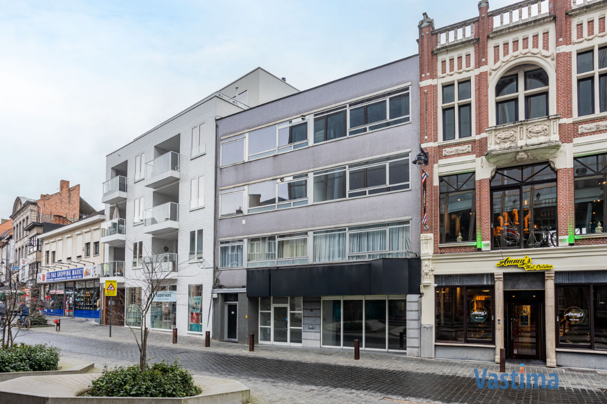 Immo Vastima - Appartement Te koop Aalst - Appartement met 2 slaapkamers en terras in hartje Aalst