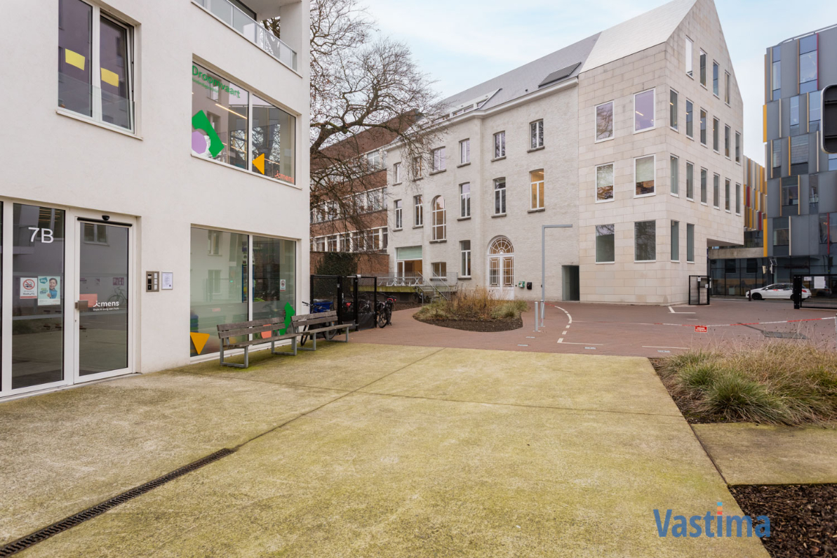 Immo Vastima - Appartement Te koop Aalst - Serviceflat, Da's zorgeloos en comfortabel wonen in centrum Aalst