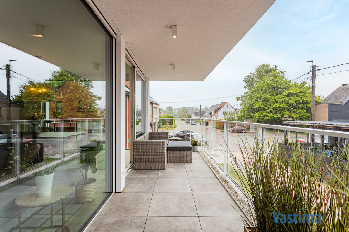 Immo Vastima - Appartement Te koop Erembodegem - State of the art BEN-appartement met 2 slaapkamers en ruim terras