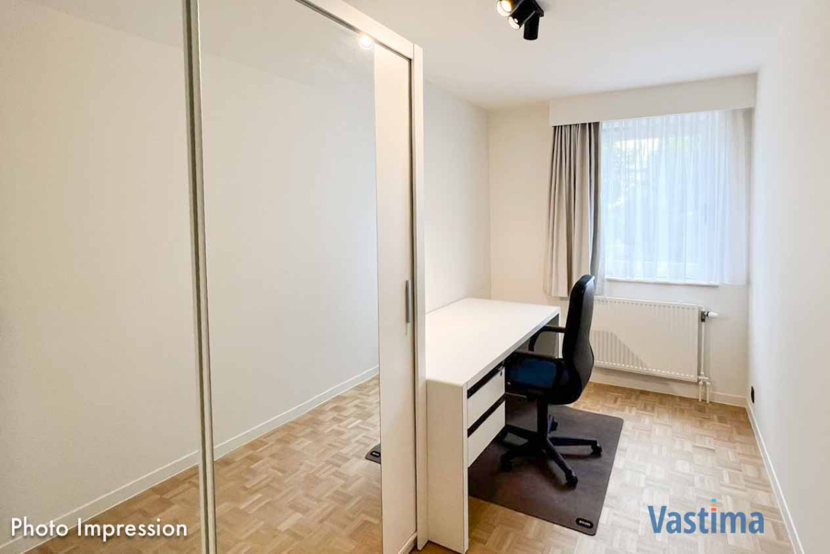 Immo Vastima - Appartement Te koop Aalst - Leefappartement op het Keizersplein met 3 slaapkamers en garage