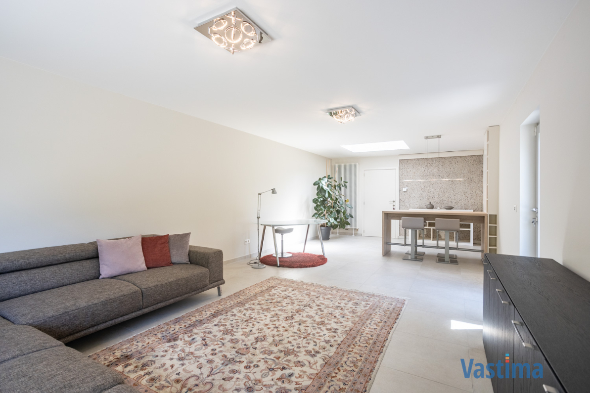 Immo Vastima - Huis Te koop Ternat - Bungalow in een oase van ruimte en rust in het hart van Ternat – ideaal voor gezinnen, kangoeroe wonen of vrij beroeper.