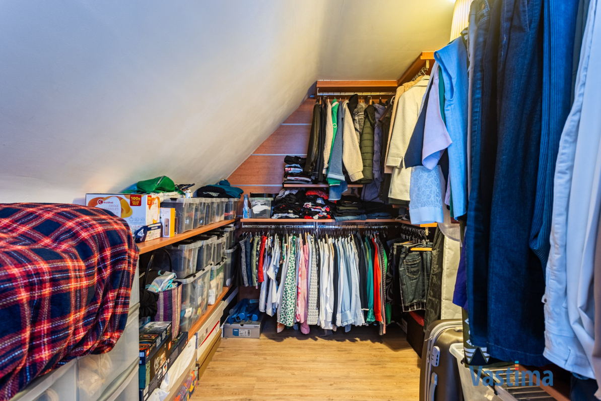 Immo Vastima - Appartement Te koop Aalst - Licht, Ruimte & Locatie – Instapklaar Duplexappartement met parking