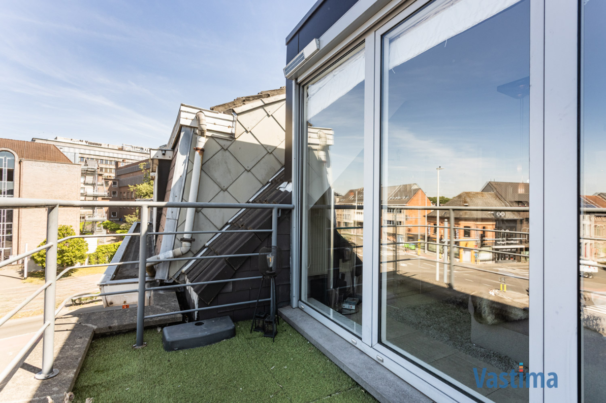 Immo Vastima - Appartement Te koop Aalst - Licht, Ruimte & Locatie – Instapklaar Duplexappartement met parking