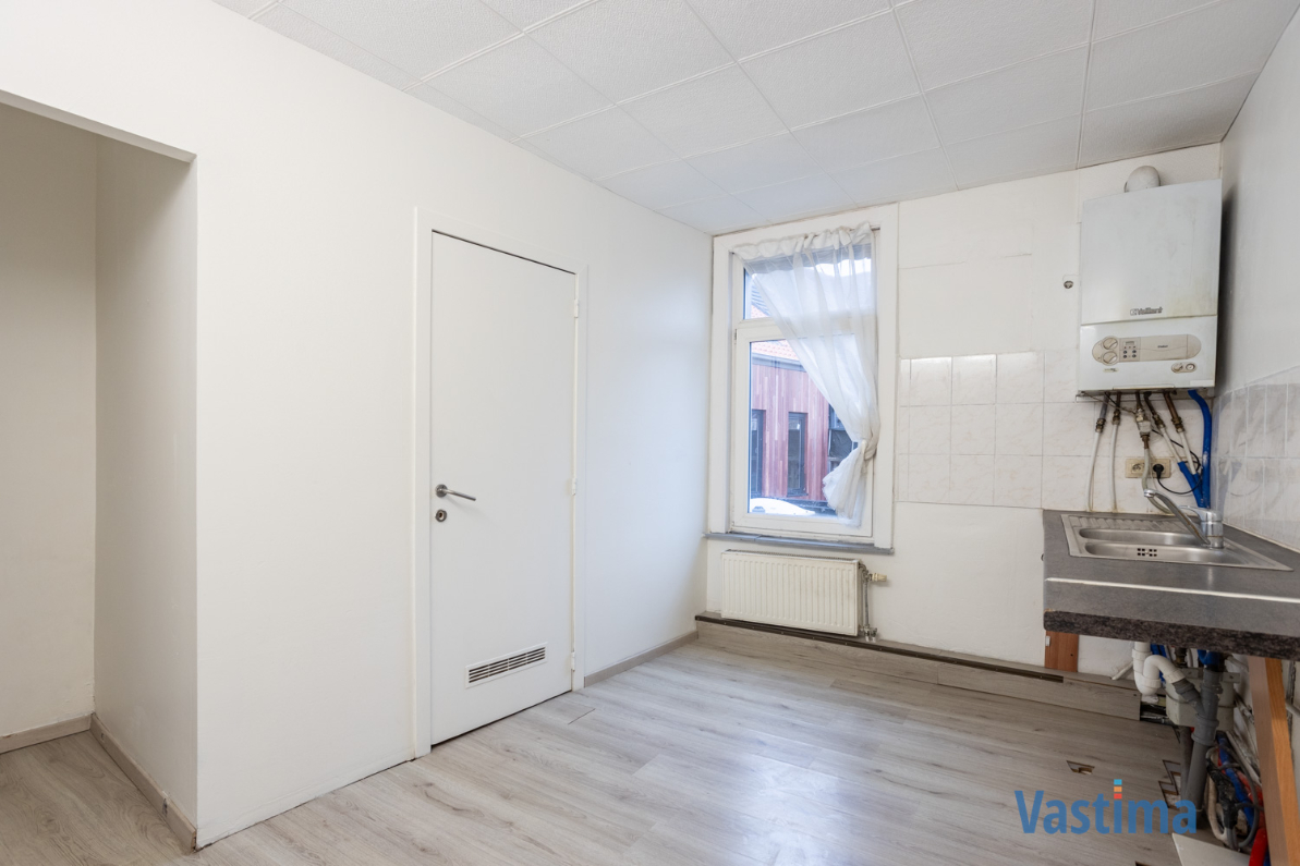 Immo Vastima - Huis Te koop Aalst - Stadswoning met 3 slaapkamers en buitenruimte centrum Aalst
