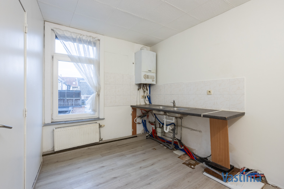 Immo Vastima - Huis Te koop Aalst - Stadswoning met 3 slaapkamers en buitenruimte centrum Aalst
