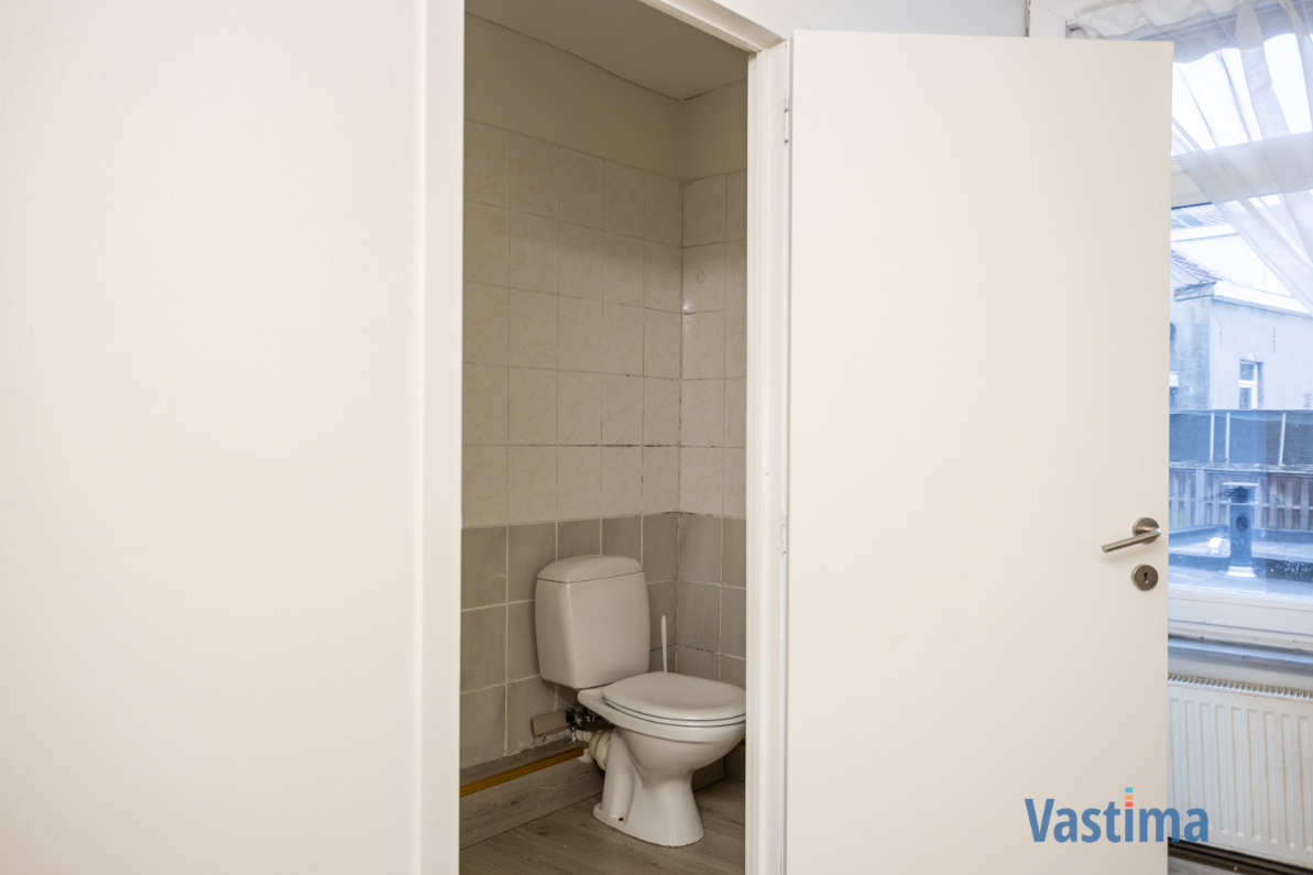 Immo Vastima - Huis Te koop Aalst - Stadswoning met 3 slaapkamers en buitenruimte centrum Aalst