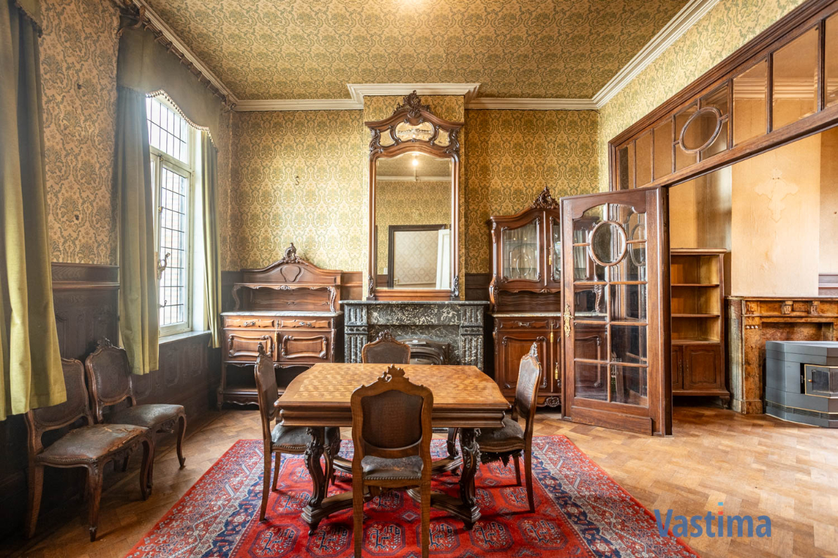 Immo Vastima - Huis Te koop Aalst - Historische charme in hartje Aalst – herenhuis met een verhaal