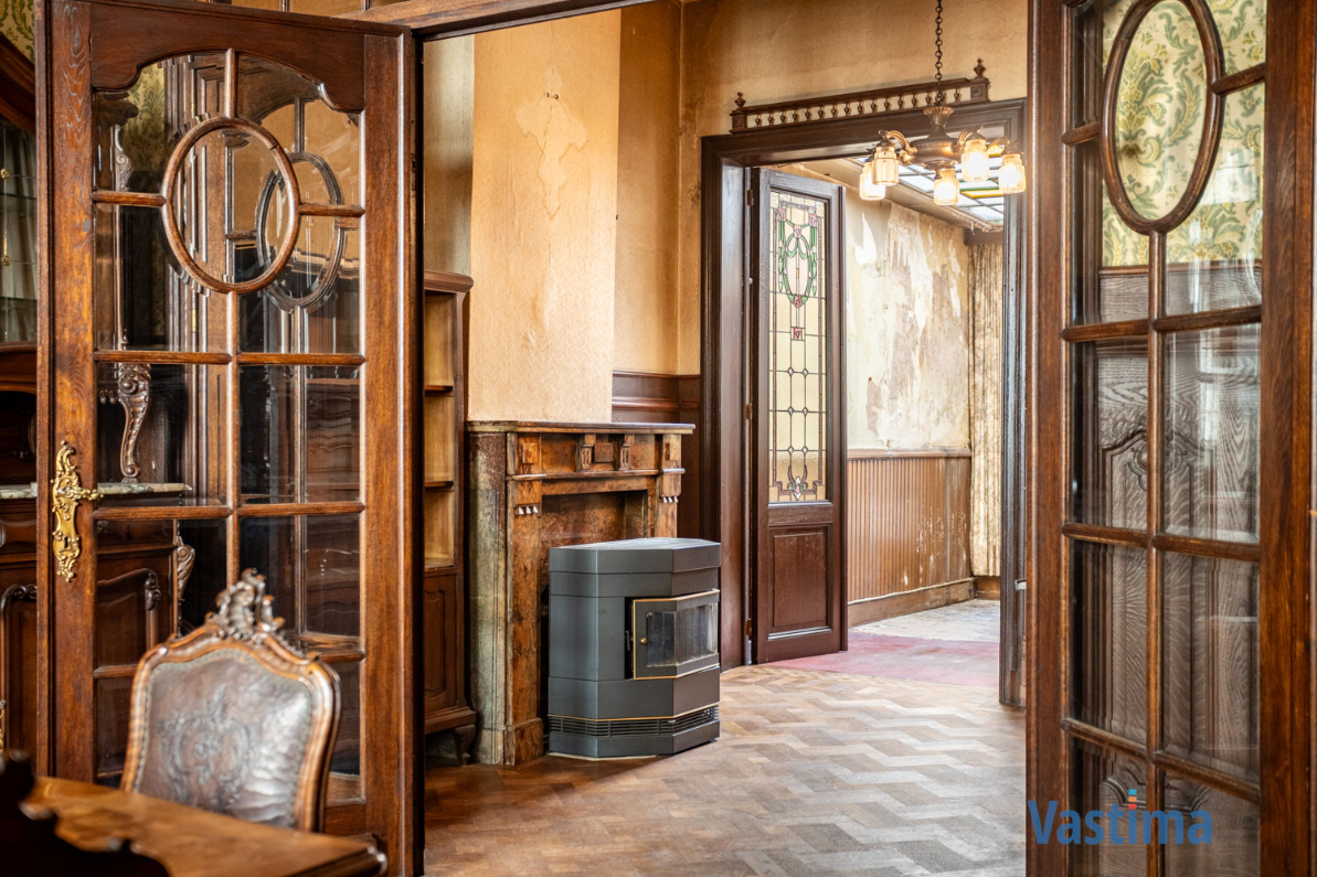 Immo Vastima - Huis Te koop Aalst - Historische charme in hartje Aalst – herenhuis met een verhaal