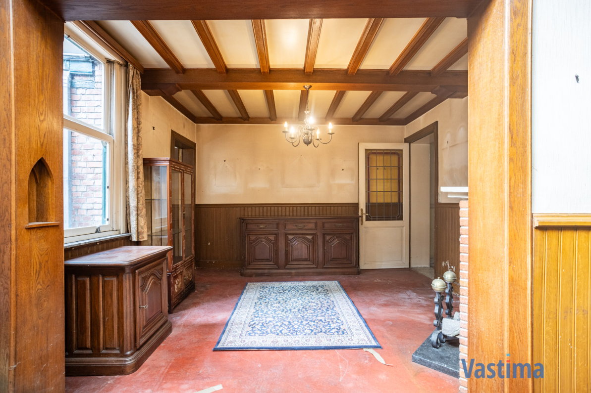 Immo Vastima - Huis Te koop Aalst - Historische charme in hartje Aalst – herenhuis met een verhaal
