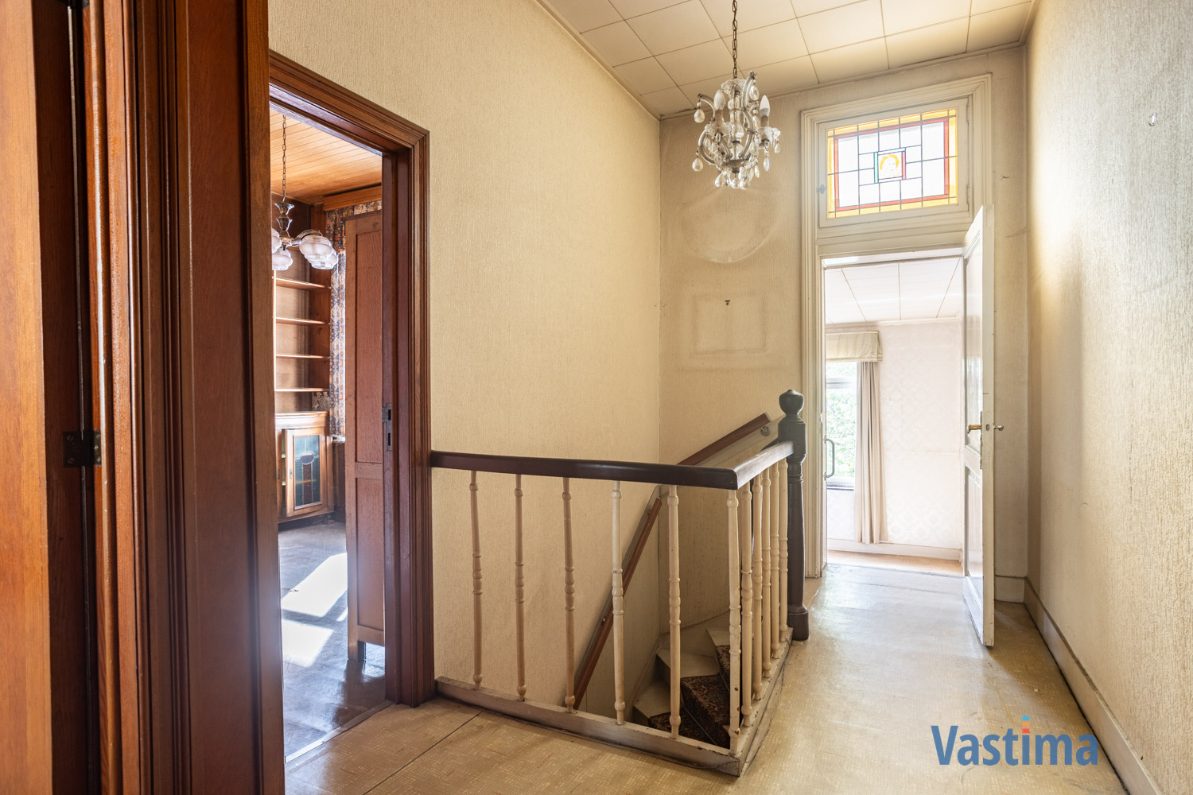 Immo Vastima - Huis Te koop Aalst - Historische charme in hartje Aalst – herenhuis met een verhaal