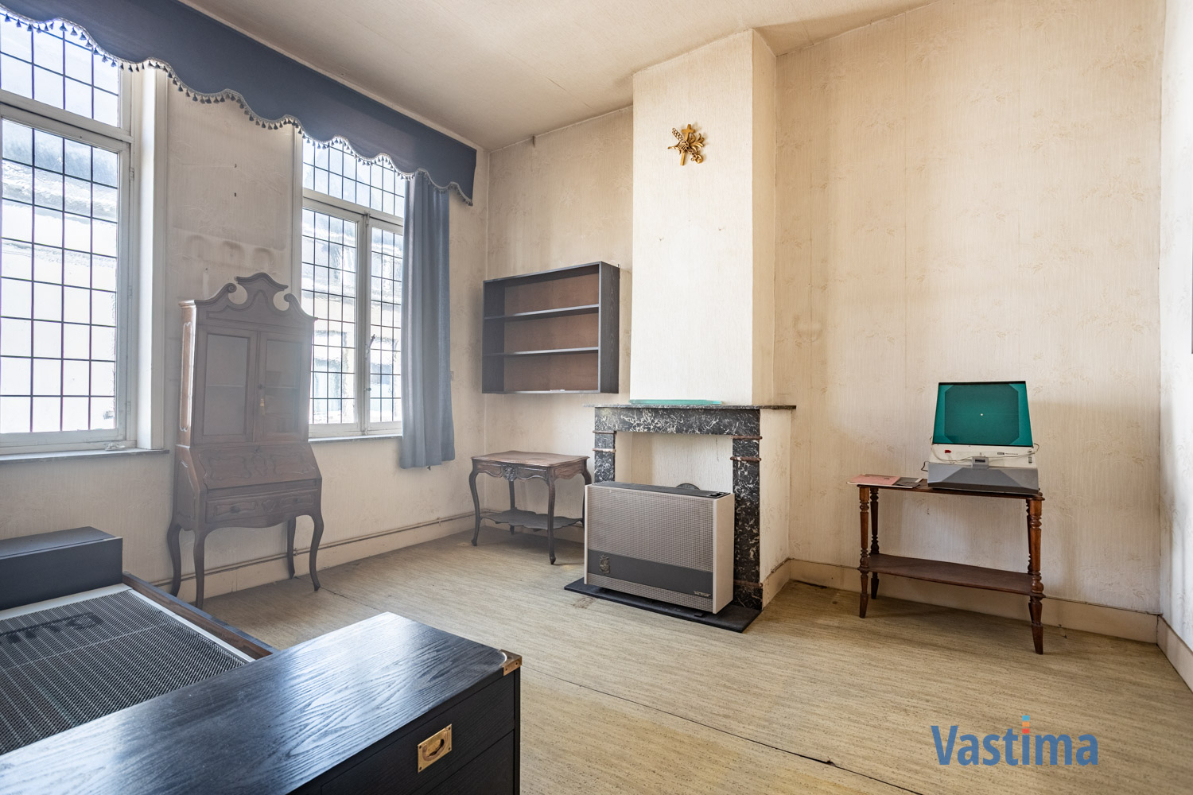 Immo Vastima - Huis Te koop Aalst - Historische charme in hartje Aalst – herenhuis met een verhaal