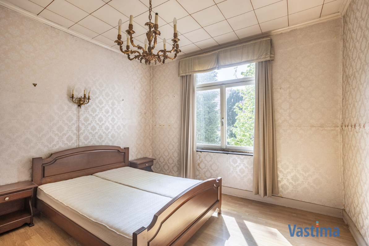 Immo Vastima - Huis Te koop Aalst - Historische charme in hartje Aalst – herenhuis met een verhaal