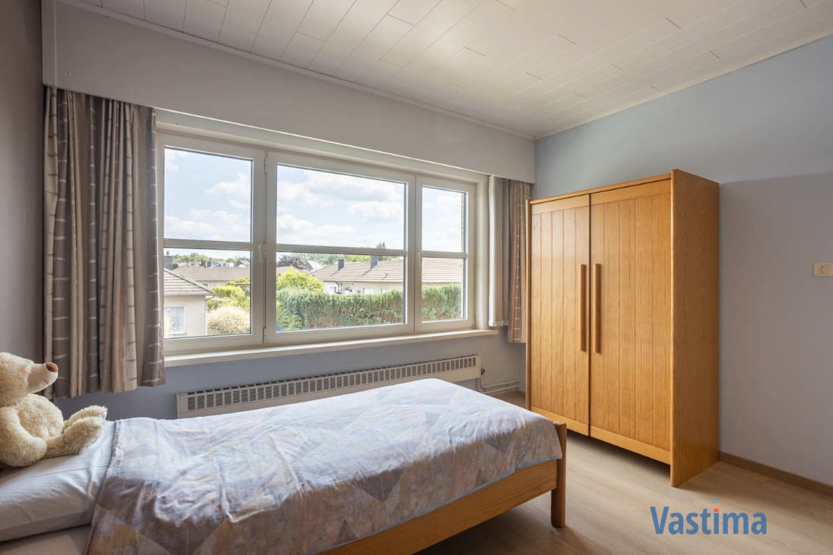 Immo Vastima - Huis Te koop Affligem - Halfopen gezinswoning met 3-4 slaapkamers en extra garage