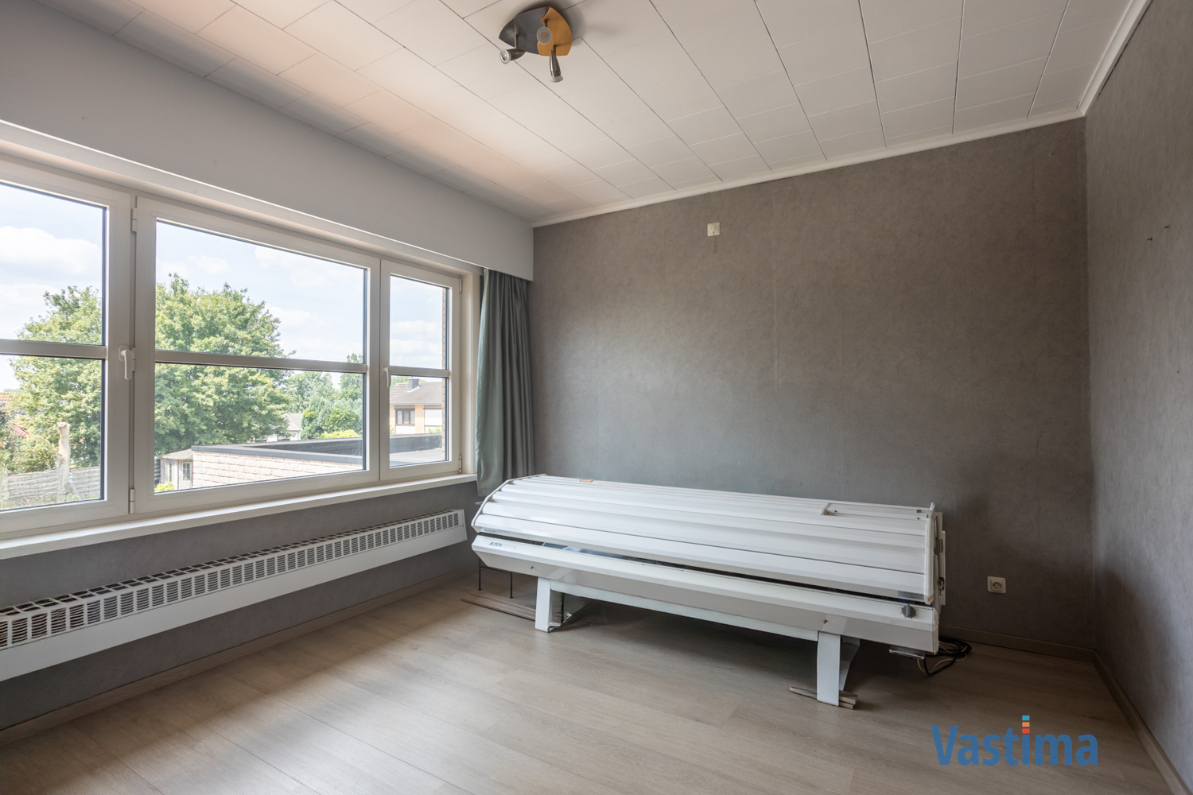 Immo Vastima - Huis Te koop Affligem - Halfopen gezinswoning met 3-4 slaapkamers en extra garage